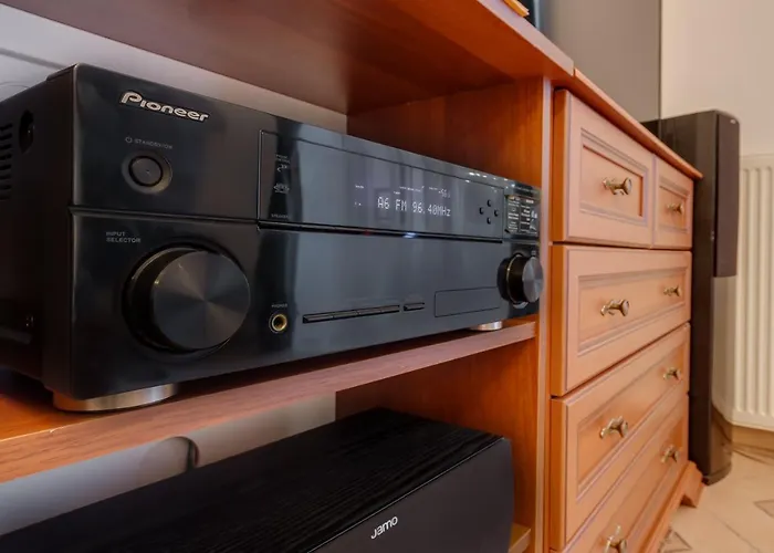 Nasze Kamienice Muzyczny Z Antresola *